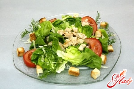 салат с кириешками