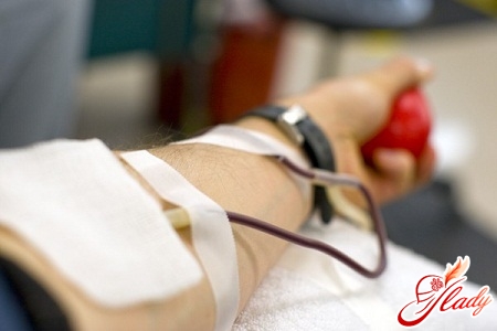 На станции переливания крови. Фотография с сайта jlady.ru