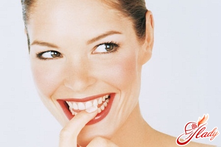 Система отбеливания зубов GO Smile: средство для сияющей улыбки
