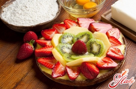 Желейный торт с фруктами: вкусный десерт для жаркого лета