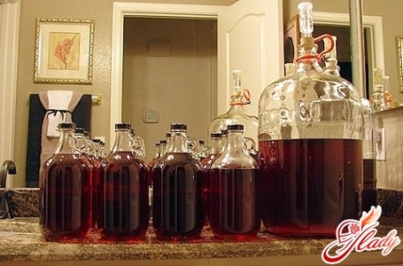 http://www.jlady.ru/wp-content/uploads/2013/11/vino-iz-varenya-2.jpg